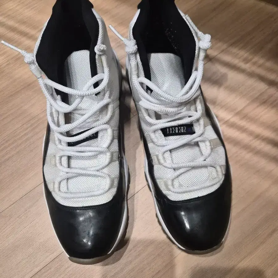 authentic concord 11