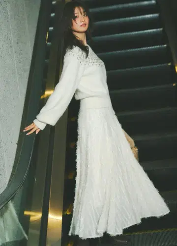 COCO DEAL 웨이브 플러피 플레어 스커트