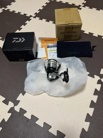 24 셀테이트 4000cxh 다이와 셀테이트