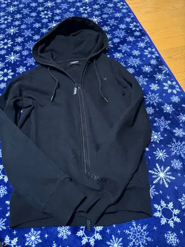 1PIU1UGUALE3 블랙 풀 집업 후드티