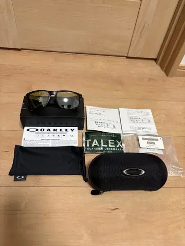 오클리 홀브룩 + 탈렉스 렌즈