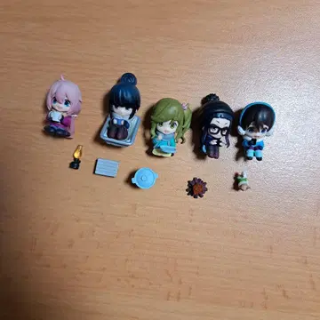 유루캠 책상 위 캠핑 가챠가챠 컴플리트