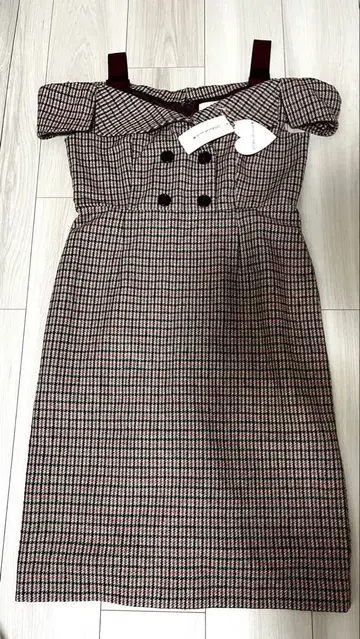 택 포함 미사용 새상품 원피스