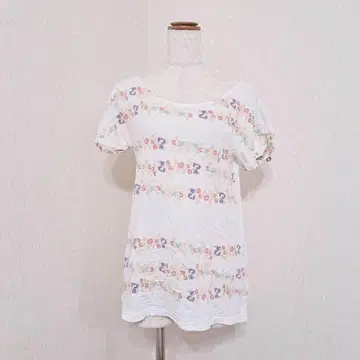 내추럴 뷰티 반팔 풀오버 꽃무늬 티셔츠 비침 [ M ]