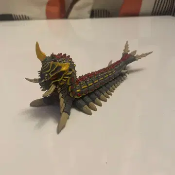 도호 괴수 컬렉션 바트라 유충