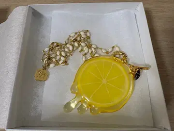 Q-pot. 하치미츠 레몬 목걸이