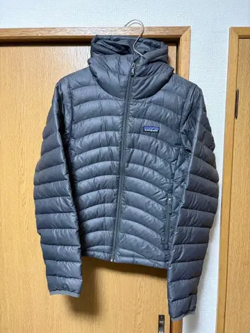 파타고니아 하이 로프트 다운 후디 XS 그레이 다운 자켓
