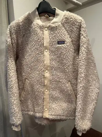 patagonia 플리스 자켓 크림색