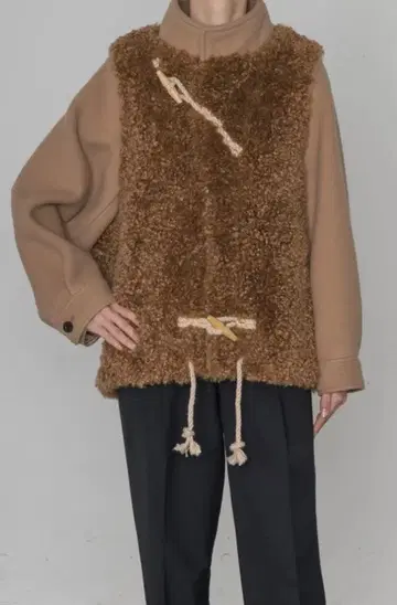 HYKE 더블 페이스 시어링 더플 재킷 베이지 사이즈 1