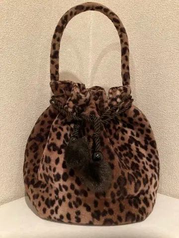 레오파드 무늬 복슬복슬 복조리 백 브라운 계열