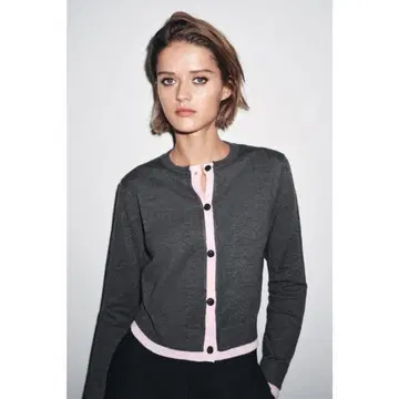 택 포함 새상품 ZARA 콤비 니트 가디건