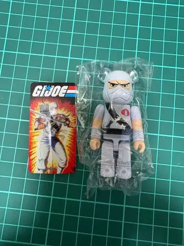 [ 선착순 ] 베어브릭 시리즈 51 GIJOE 뒷면