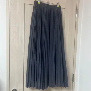 그레이 플리츠 롱 스커트