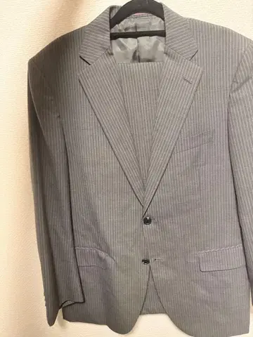 그레이 수트 L~XL 정도의 사이즈