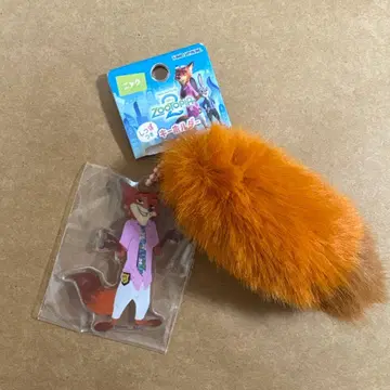 주토피아2 닉 꼬리 달린 키링