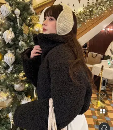 리버서블 빅 칼라 점퍼