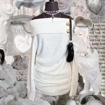 y2k 세실 맥비 계열 오프숄더 니트 헤이세이 갸루