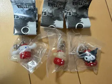 [ 메루카리 택배 ] 딸기 메지루시 액세서리 산리오 3종 세트