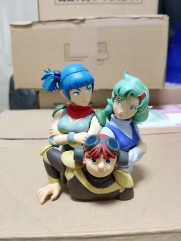 자붕글 피규어 자붕글 굿즈