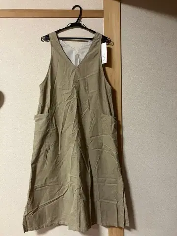 시마무라 SEASON REASON 베이지 V넥 살로펫 L 사이즈