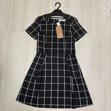 [ 새상품 미사용 ] deby debo 반팔 체크 무늬 원피스 S 사이즈