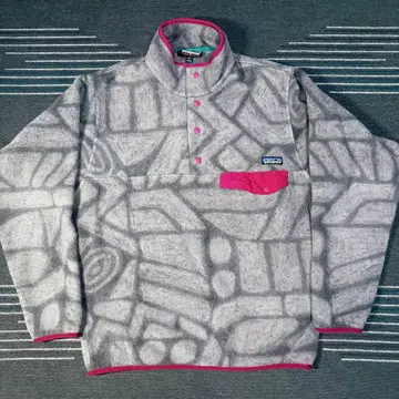 Patagonia 신틸라 스냅 T 올 패턴