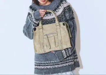 앤티크 인조 가죽 보스턴 지나시스 미사용 새상품 이번 시즌 신상