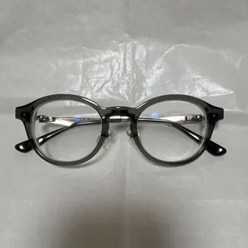 999.9 x Salvatore Ferragamo SF9018 021