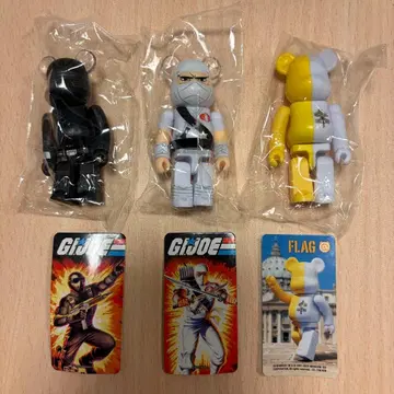 베어브릭 시리즈 51 HERO 앞뒤 등 3체 세트