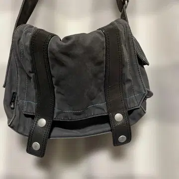 Paul Smith 숄더백 블랙