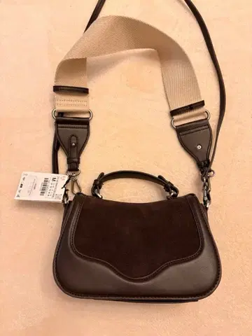 ZARA 가죽 크로스 바디백