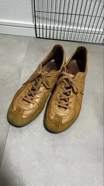 Reproduction of found 브라운 43 1700