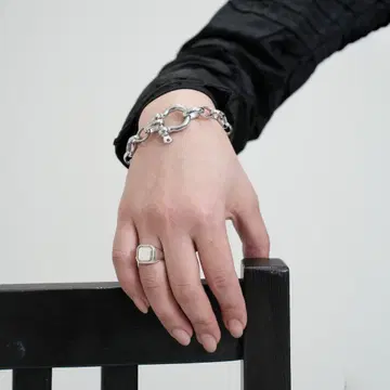 [ 13lue ] U-bracelet