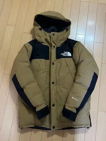 THE NORTH FACE 다운 자켓 브라운/블랙 최종 가격 인하
