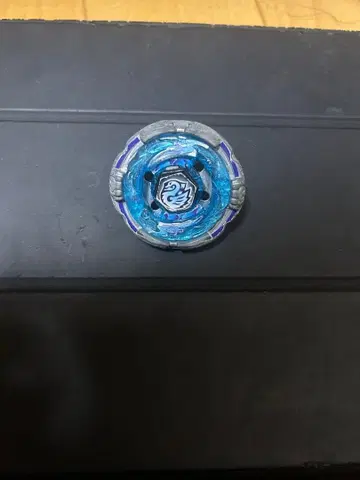 메탈 파이트 베이블레이드 크라이스 시그너스