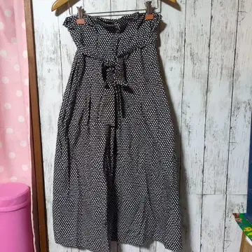 솔레아도 투모로우랜드 도트 무늬 플레어 스커트 리본 포함