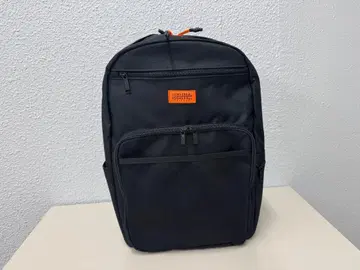 [새상품] 유니버셜 오버롤 럭색 30L 블랙