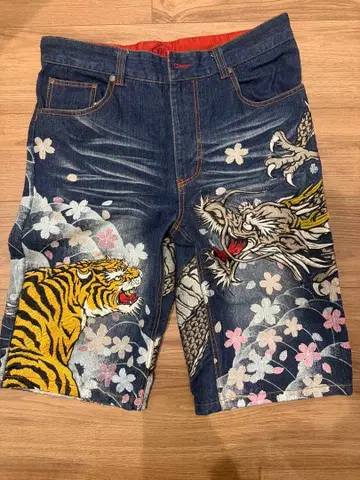 화조풍월 호랑이와 드래곤 자수 데님 하프 팬츠 34