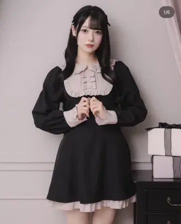 Pium 스퀘어 프릴 리본 도리 원피스