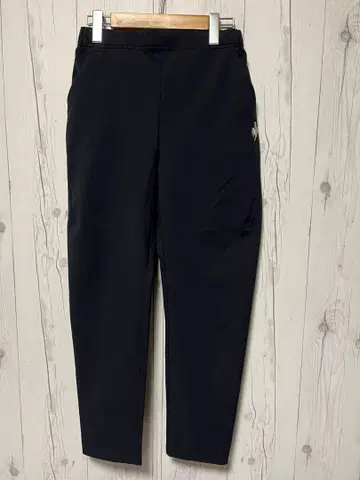 르꼬끄 / 두꺼운 원단 네이비 여성용 골프 팬츠 허리밴딩