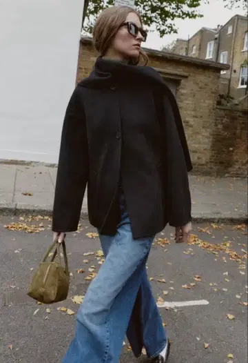 ZARA 울 숏 스카프 코트