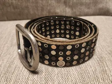 마리떼 프랑소와 저버 크랙 가죽 스터드 벨트