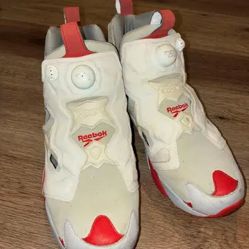 리복 펌프 퓨리 28.5cm 화이트/레드