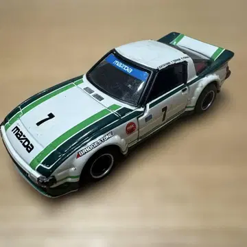 토미카 마쓰다 사반나 RX-7 레이싱 No.4 1/60
