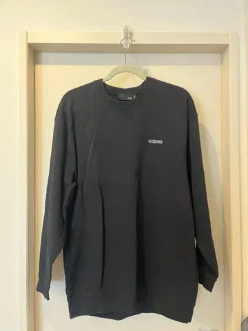 SILAS 트레이닝복