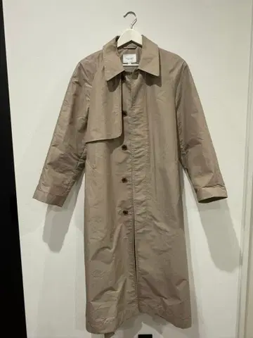 BEAUTY & YOUTH 베이지 스프링 코트