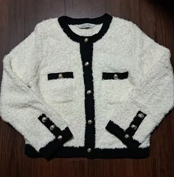 TORRAZZO DONNA 버터플라이얀 니트 자켓