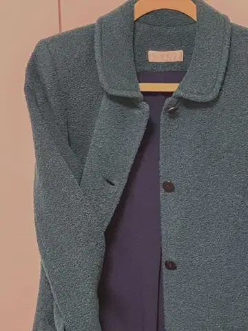 탁한 그린 부클레 코트