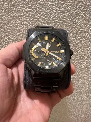 G-SHOCK 50주년 기념 모델 블랙/골드