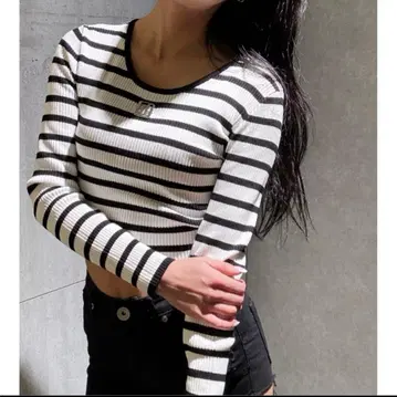 GYDA 제이다 GYGY 플레이트 니트탑